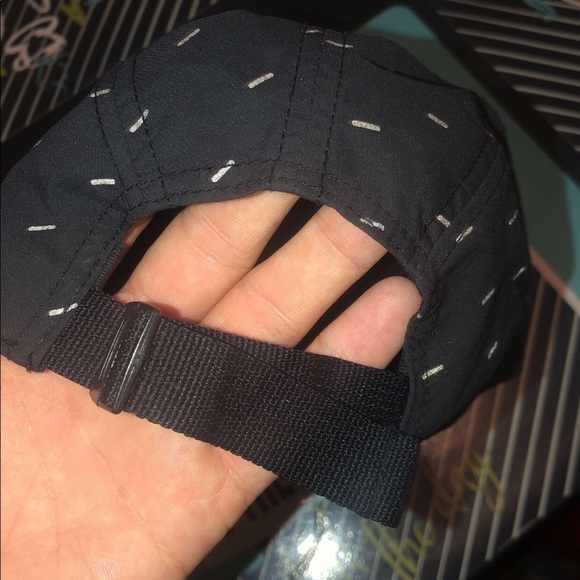 Nike Hat - Picture 3 of 3